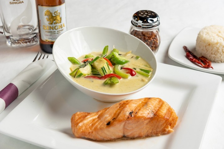 Grilled Salmon Green Curry