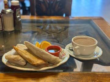 El Pueblo Bakery and Restaurant