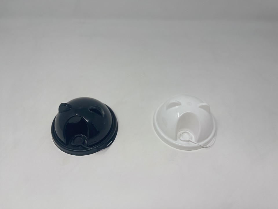 90mm Small bear lid with plug /90mm 小熊一体盖