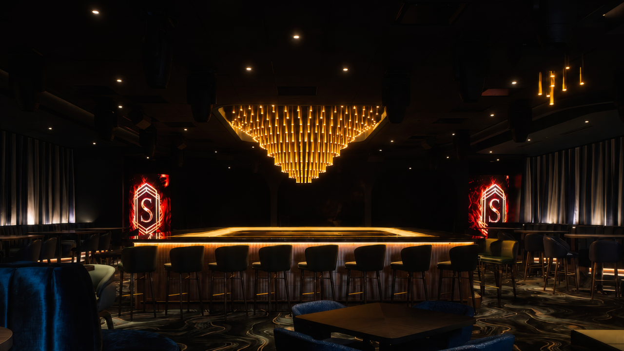 The Sapphire Lounge Tampa 4410 West Boy Scout Boulevard