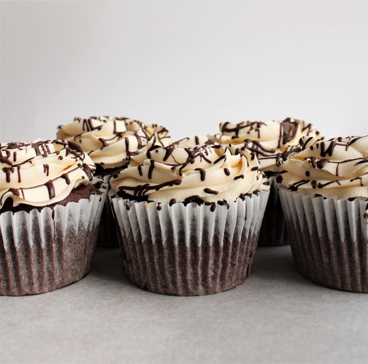 Chocolate Cheesecake Cupcake