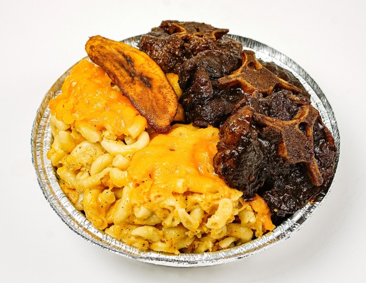 Oxtail with Mac & Cheese