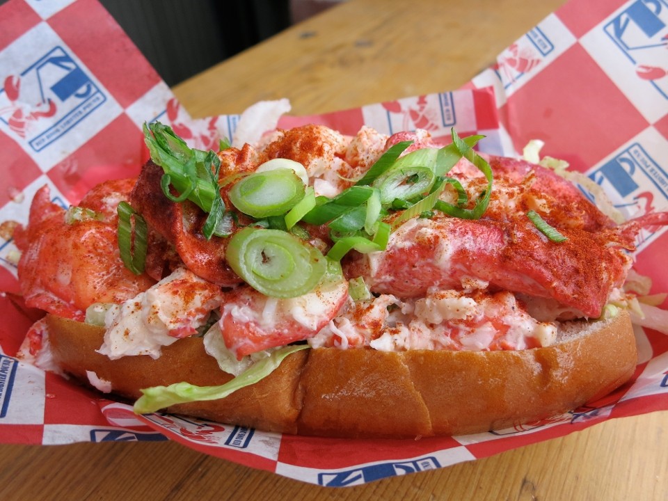 Classic Maine Lobster Roll
