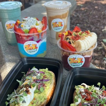 TNT Smoothie & Juice Bar 208 G St