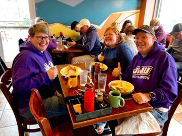 Thunderbird Cafe 42-A Island Ford Rd