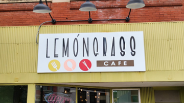 LemonGrass Cafe 1419 5th Ave