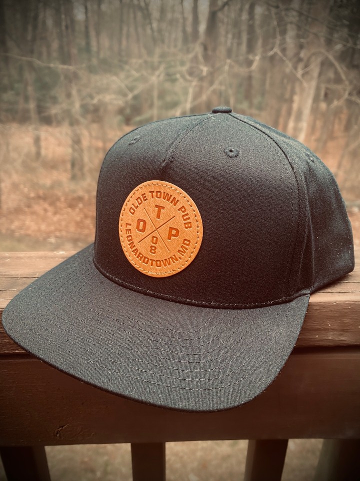 Circle Leather Patch Snapback