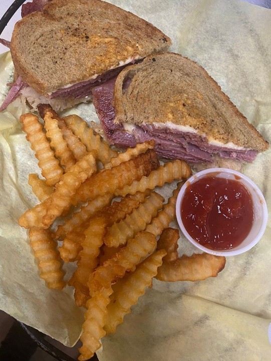 REUBEN SANDWICH