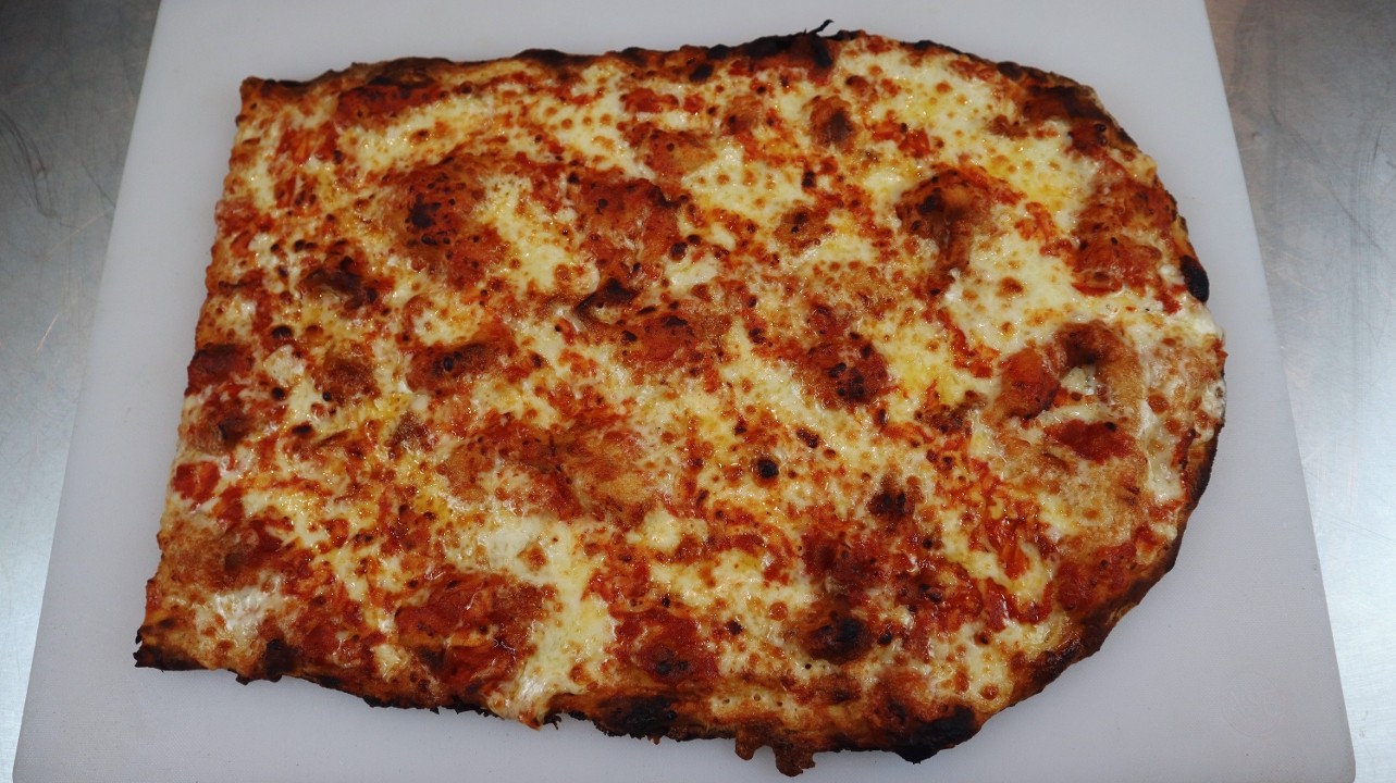 THE FORMAGGIO! (cheese pizza)