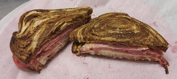 Pastrami Reuben
