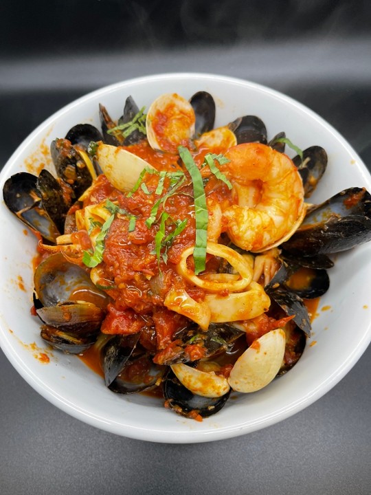 Linguine Frutta di Mare