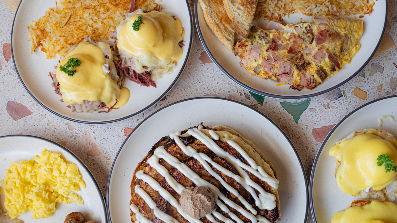Stella's Fresh Brunch 3327 Gulf Freeway