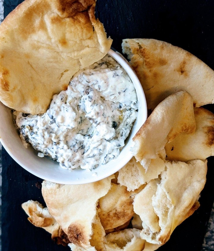 Spinach Dip and French Bread