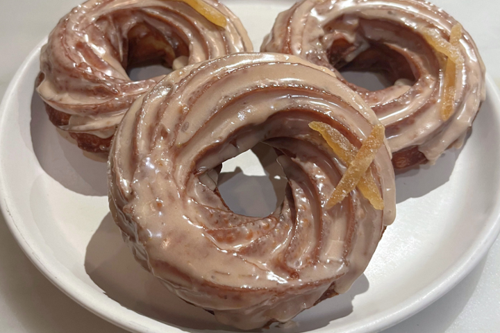 Chai Crullers for a Crowd