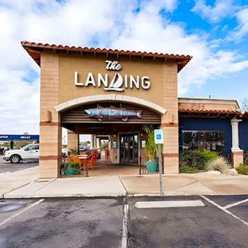 The Landing 8195 North Oracle Road