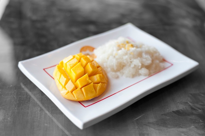 45) Coconut Sticky Rice With Mango (GF)