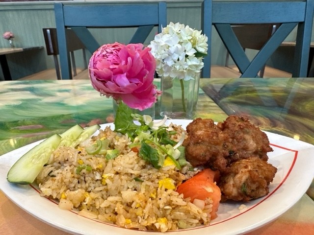 Fried rice with grilled pork