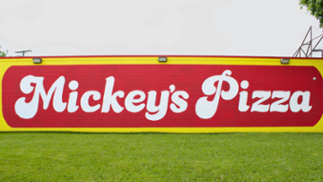 Mickey's Pizza 3511 Fort St