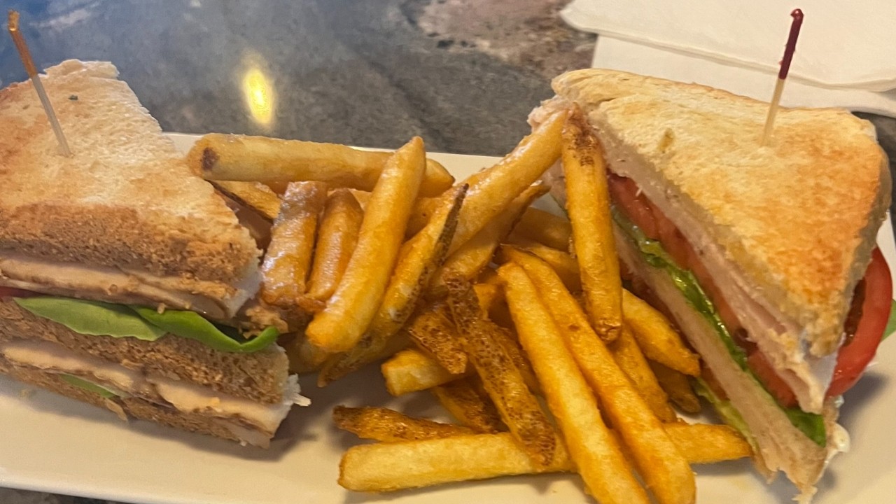 Arnolds 64 Wall Street
