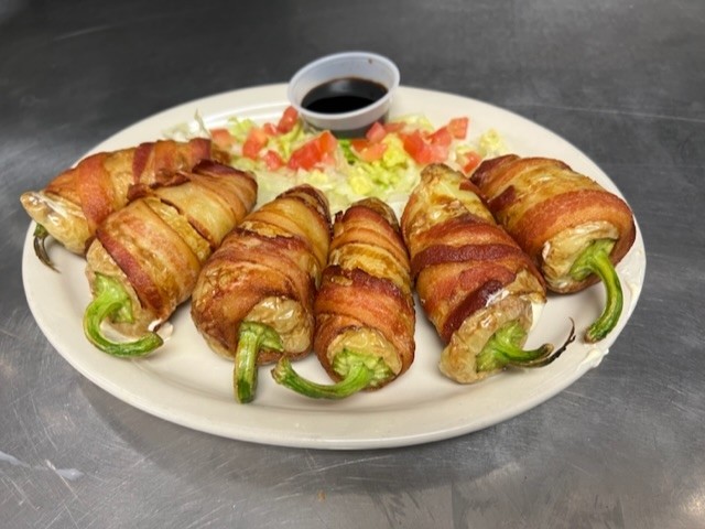 Bacon wrapped peppers