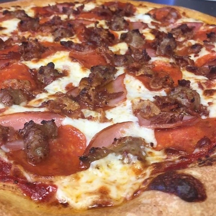 Medium Big Hoss Pizza