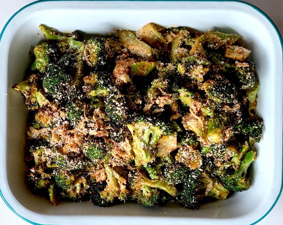 Roasted Broccolli with Paprika Dressing (side for 2)