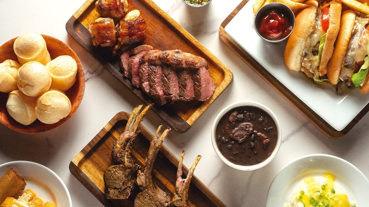 Bullvino's Bollingbrook 639 East Boughton Road