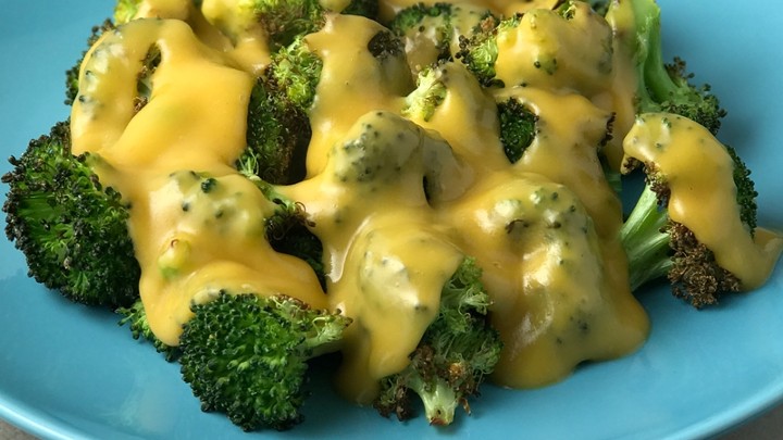 Sautèed Broccoli with Cheese Sauce