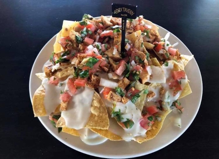 Smoked Chicken Nachos