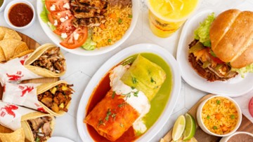 El Gallo Giro - Van Nuys