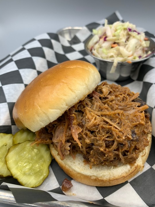 Lunch Pulled Pork Sandwich