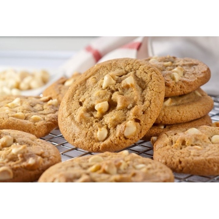 White Chocolate Macadamia Cookie