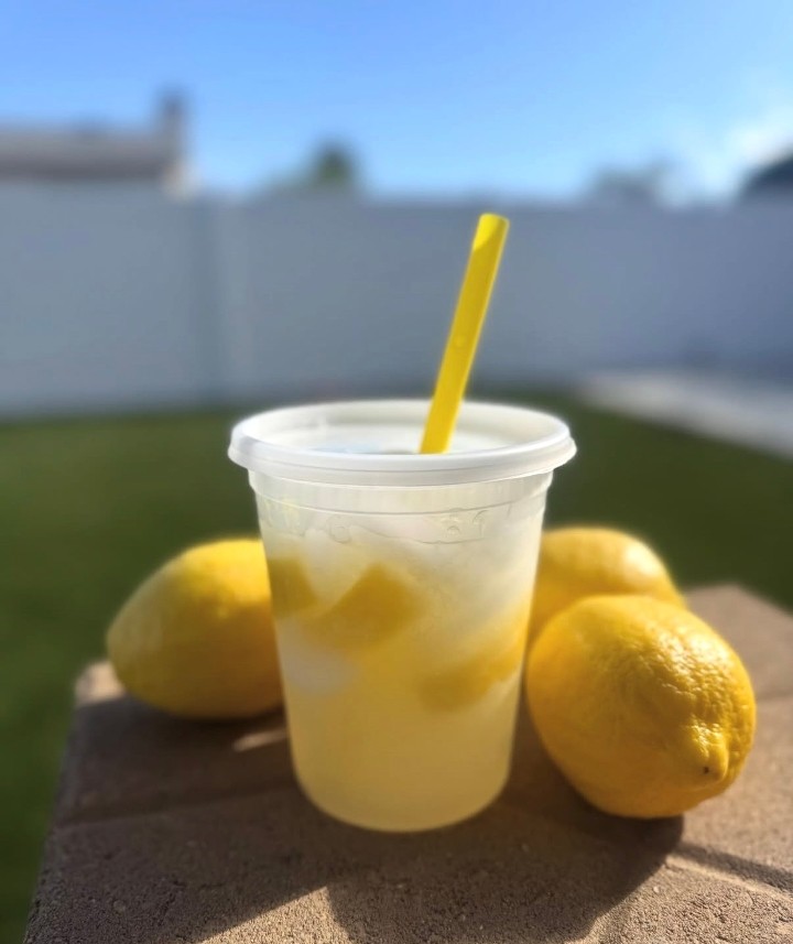 Sip Happens Lemonade LLC