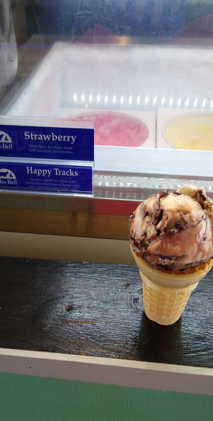 Happy Tracks Ice Cream