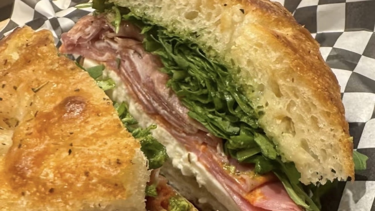 Ikey's Deli & Market 603 Clayton Avenue