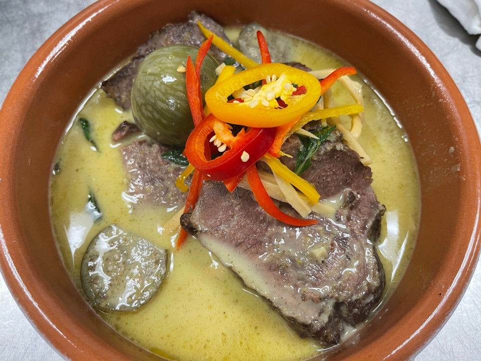 Green Curry Short Ribs