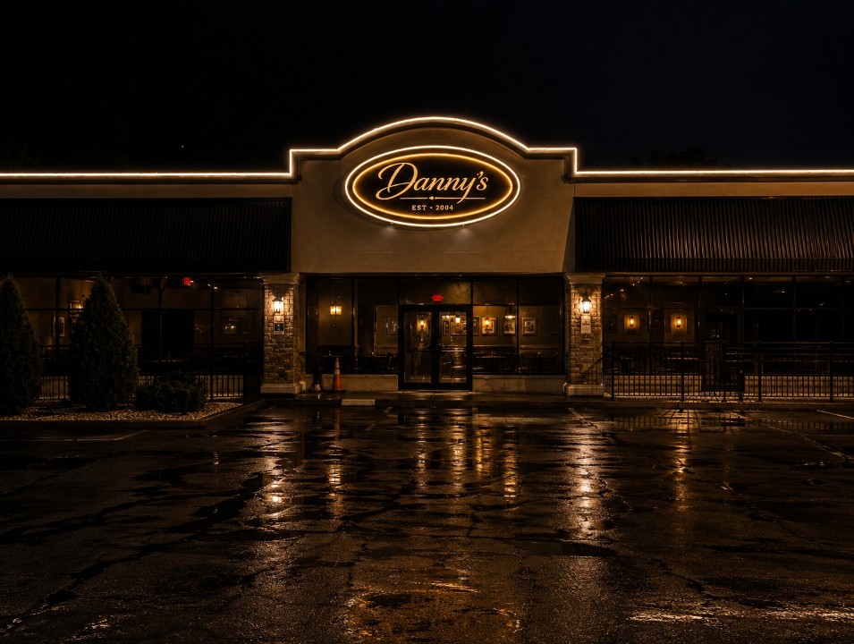 Danny's Cafe 110 W Front St
