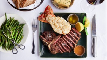 Al Biernat’s Al Biernat's Oak Lawn