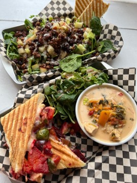 Leaf & Ladle 1113 N State St