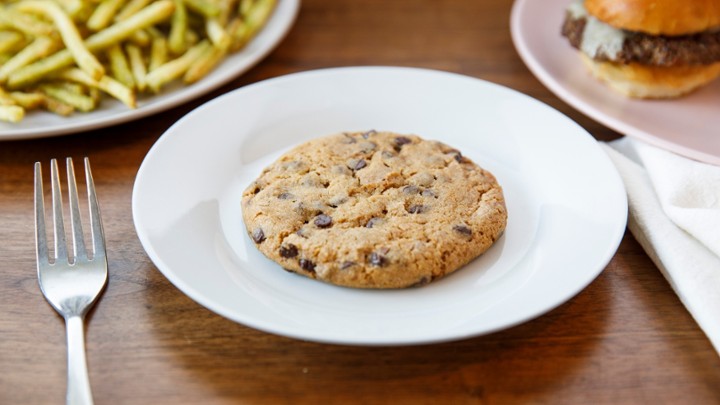 Homestyle Chocolate Chip Cookie