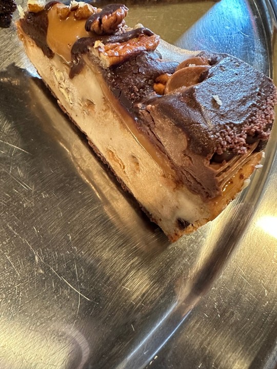 Turtle cheesecake