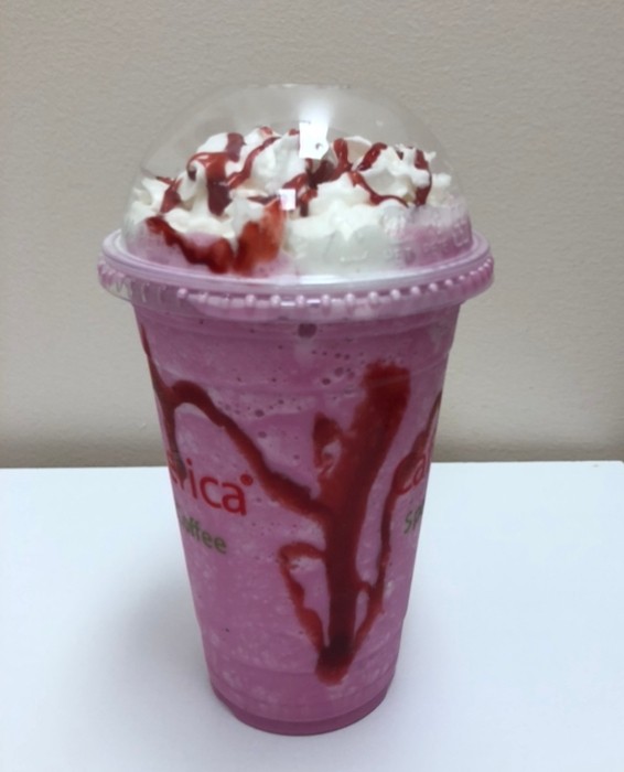 Raspberry Dragonfruit Frappe