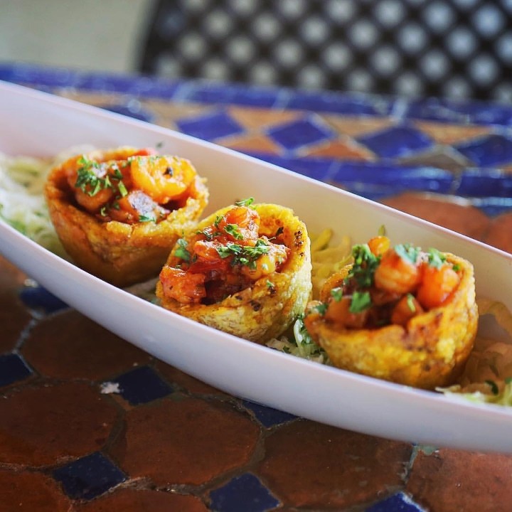 Tostones Rellenos de Camarones