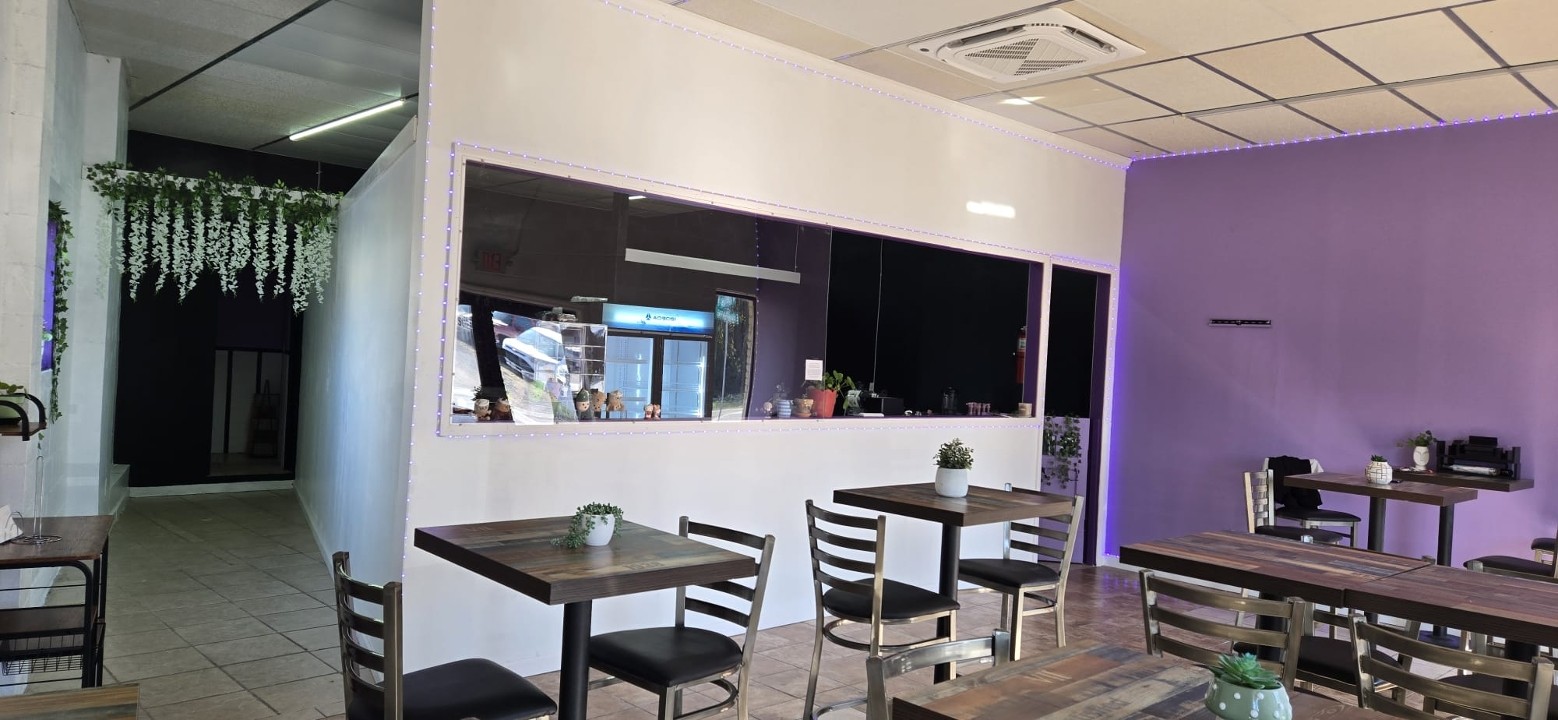 Kamis Boba LLC 305 E. Hawthorne St. Unit B