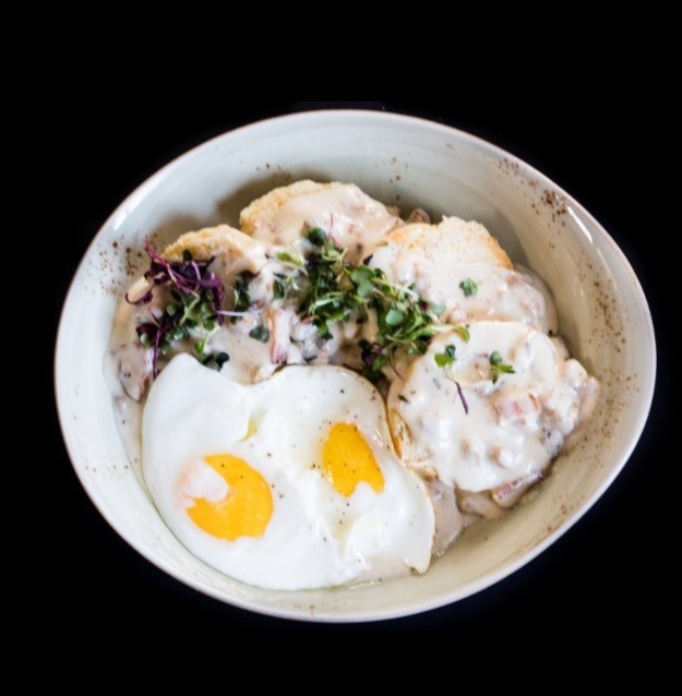 Sausage Gravy & Biscuits