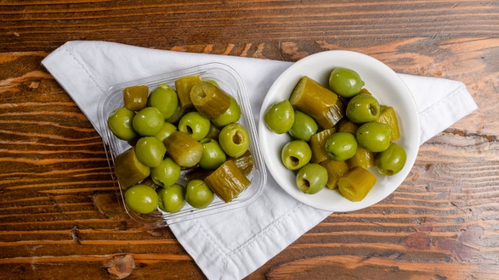 Pickles & Olives | 8oz