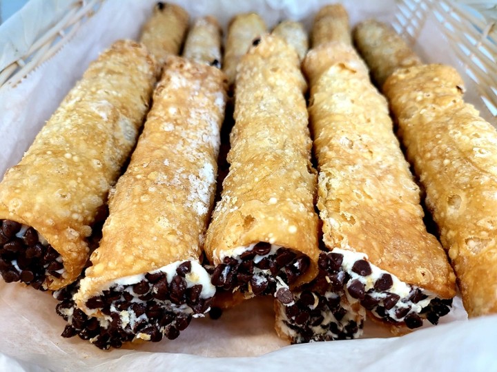 Chocolate Chip Cannoli (Vegan Treats)