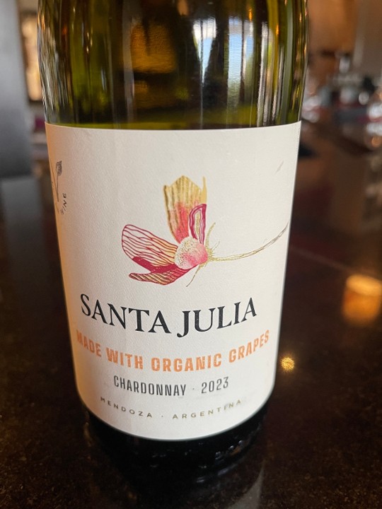 #5 - Santa Julia Organica Chardonnay, 2023, Mendoza, Argentina Organically farmed!!