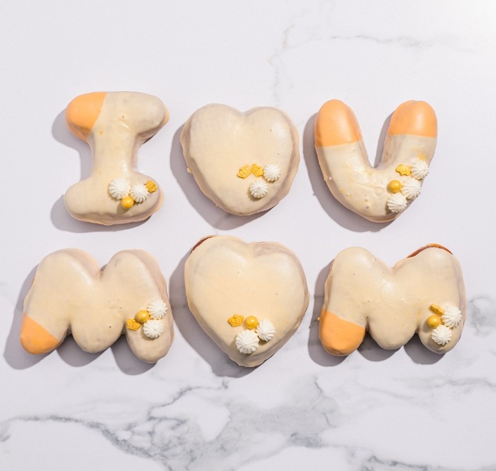 PEACH "I <3 U MOM" DOUGHNUTS