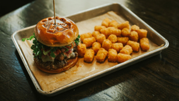 Bulldog Burger Company - Tupelo